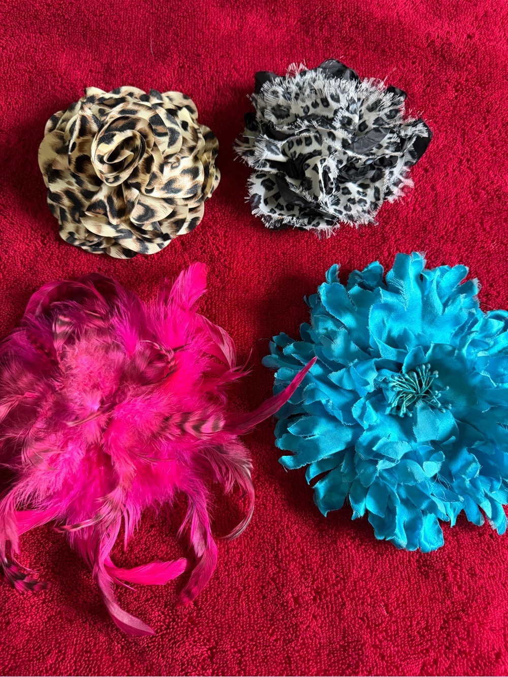 Bundle of Brooches and hair accessories